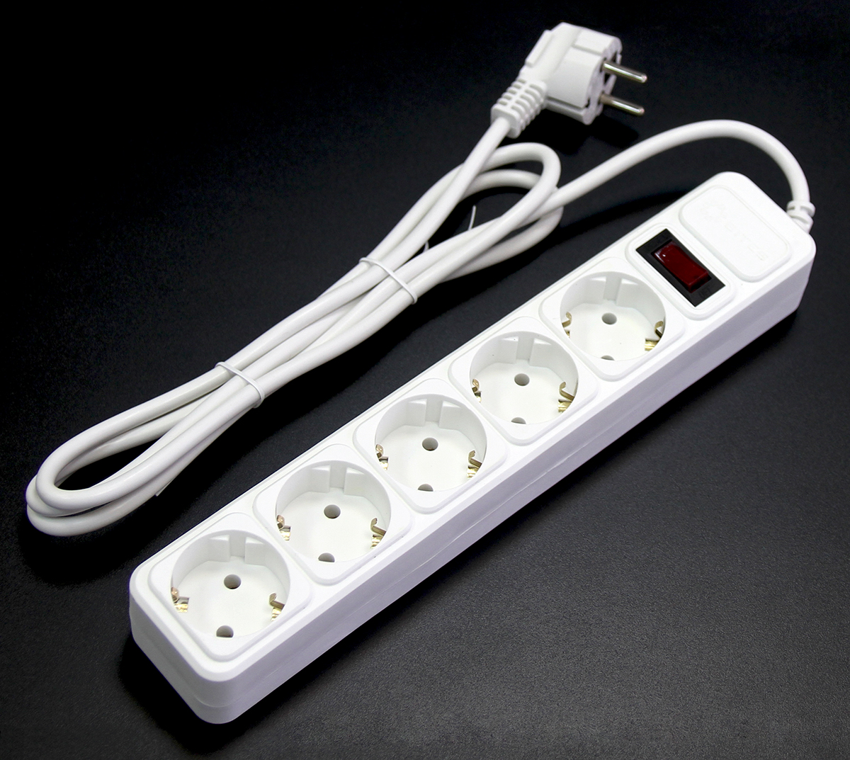 Сетевой фильтр 5bites SP5W-130 5S, 3х0.75мм2, 3м, белый