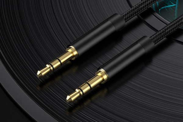 Кабель jack 3.5mm (AUX), папа-папа, 0,5 метра, ткань, черный