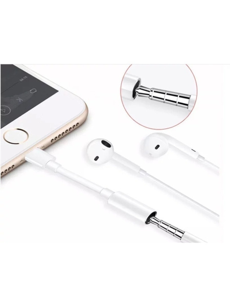 Адаптер - переходник Lightning - jack 3.5mm (AUX) с Bluetooth, белый