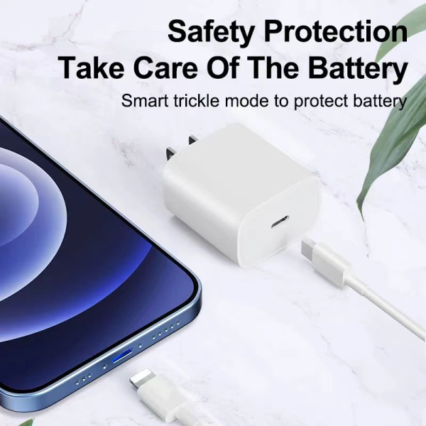 Дата-кабель для сверхбыстрой зарядки Lightning - USB-C PD 20W 5A, 1 метр, белый